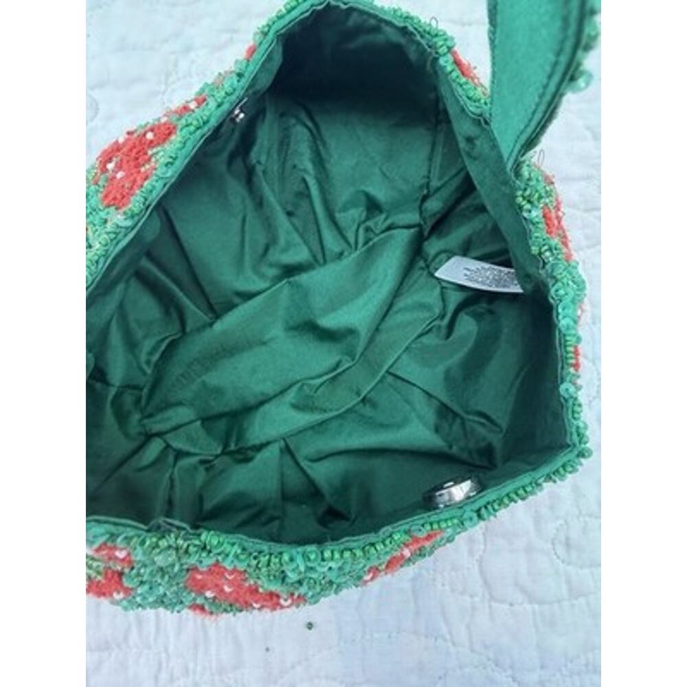 Green Red Strawberry Beaded Sequin Lined Bag Purse Snap Silver cutesy feminine - Picture 8 of 14